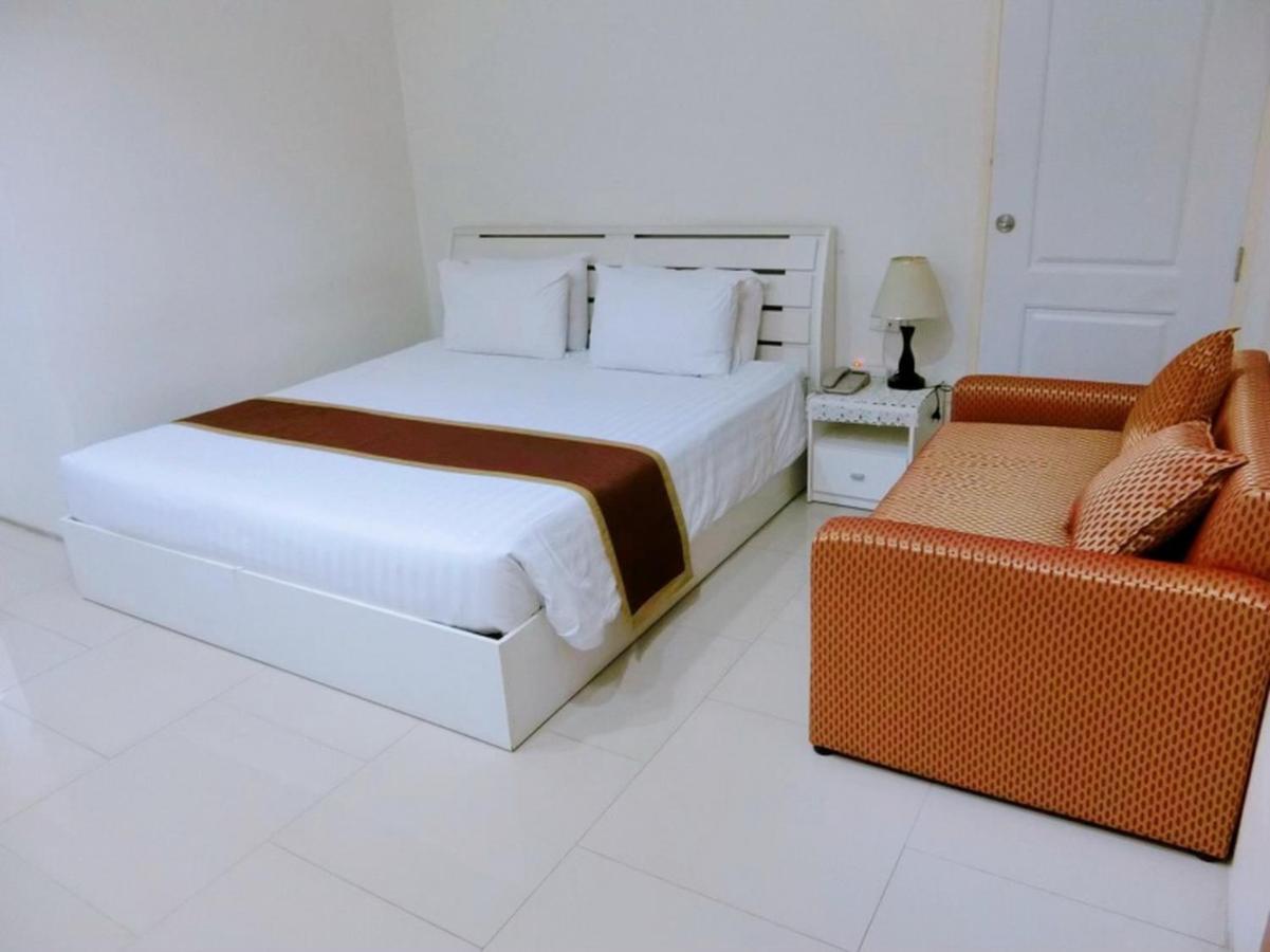 V Verve Service Apartment Hotel Chachoengsao Quarto foto