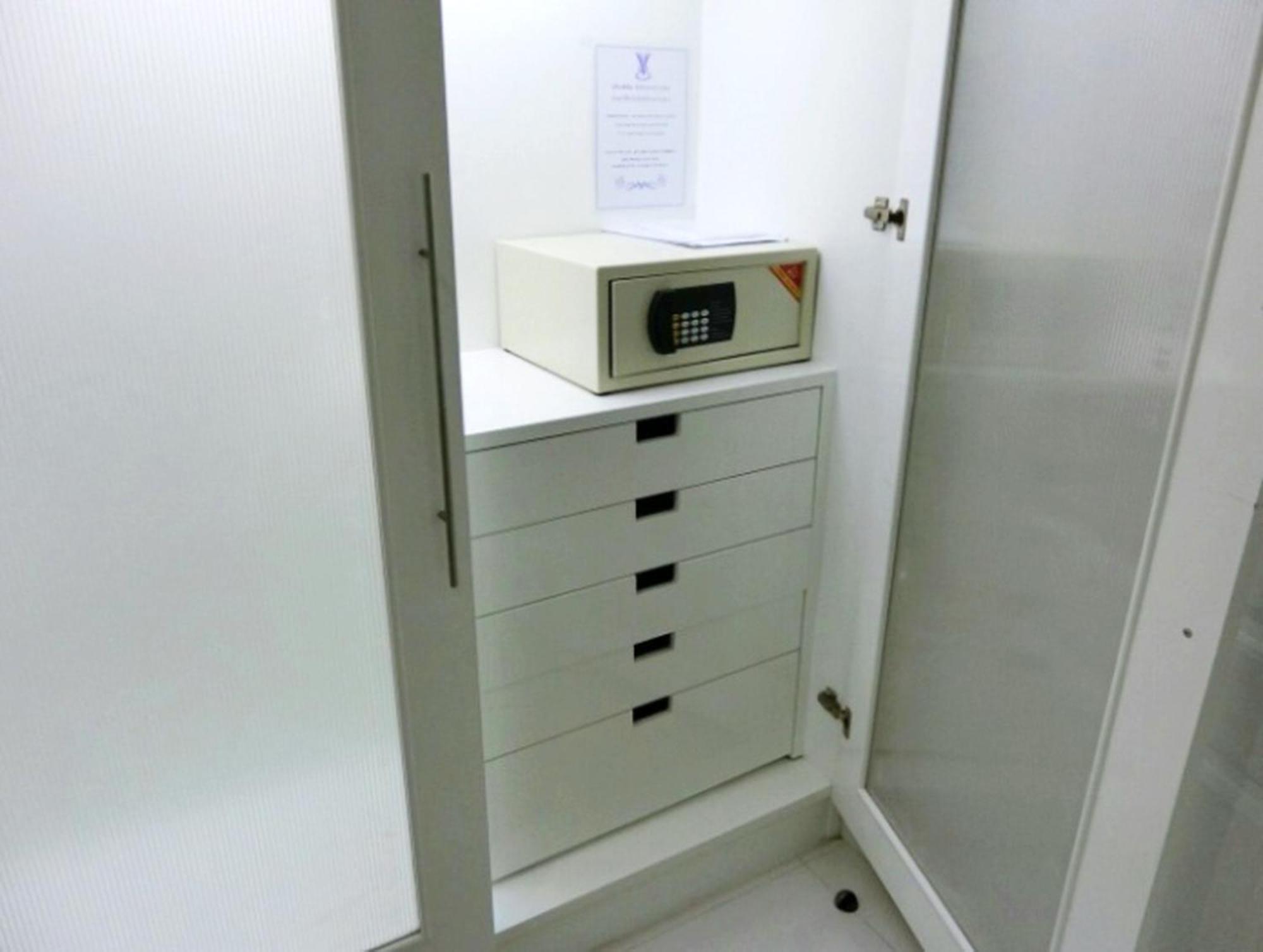 V Verve Service Apartment Hotel Chachoengsao Quarto foto